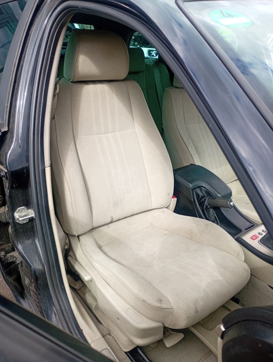 seat right of the passenger Alfa Romeo 159 Sportwagon 05-08