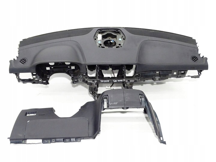 palubna doska kokpit koža MERCEDES ML W166 ML63 AMG A1666801187