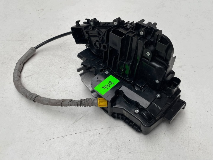 de la Serrure Portière Arrière Gauche MERCEDES KLASA E KLASA S A0997307700 !J