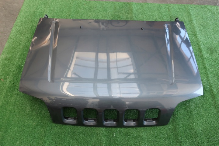 kapota SUZUKI JIMNY 2005R > LIFT W barva DO ZALOZENIA ZY4