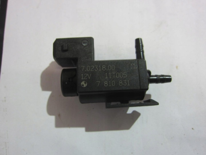 BMW X3 F25 F30 E90 F10 E60 Vanne à vide 7810831 1742712 11747810831