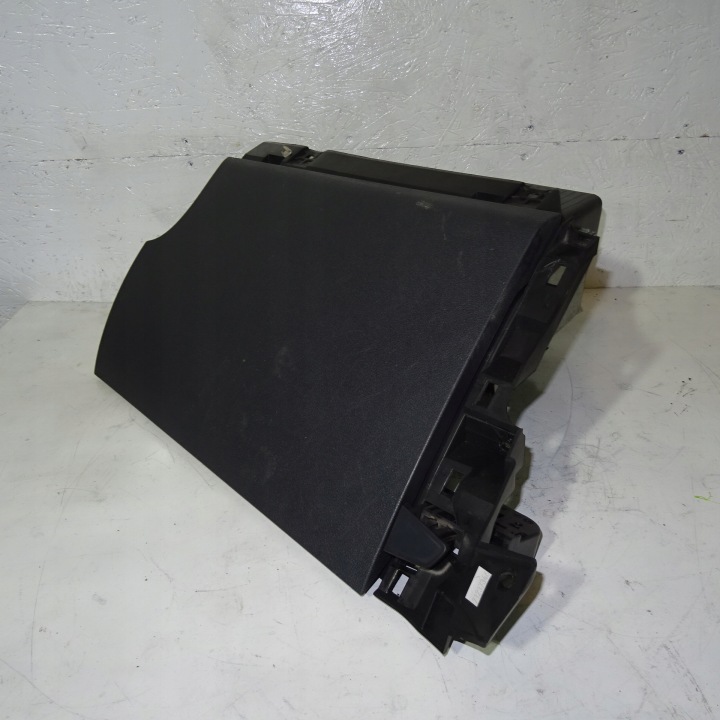 PEUGEOT 508 passenger compartment of the passenger 9686450877