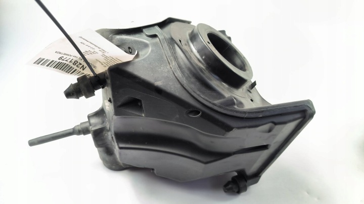 luftfiltergehäuse 8W0133835P AUDI A4 B9