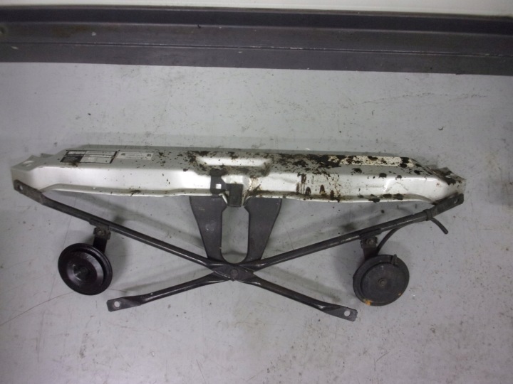 MERCEDES R129 SL 500 Gurten oben Versteifung Kreuzstück 1296200072