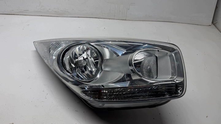 KIA VENGA light right right front front 09-17