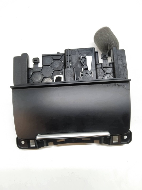 popelník 8K0857951C Audi A4 IV (2008-2015) B8