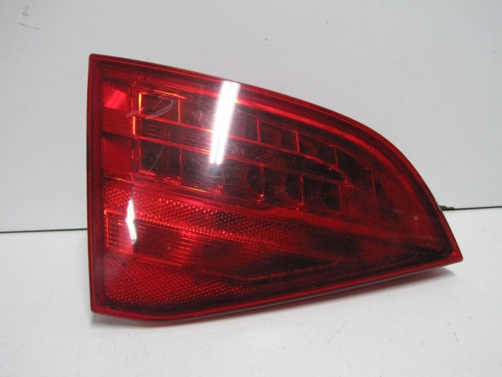 Licht hinten für die Heckklappe heck links AUDI A4 S4 B8 8K9 8K9945093B