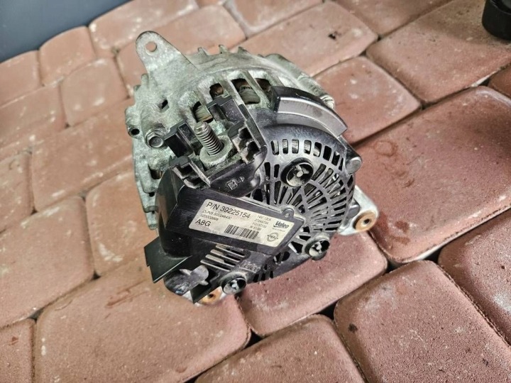 Alternateur 14V 130A 1.5CRDI LXD Opel Astra K 39225154