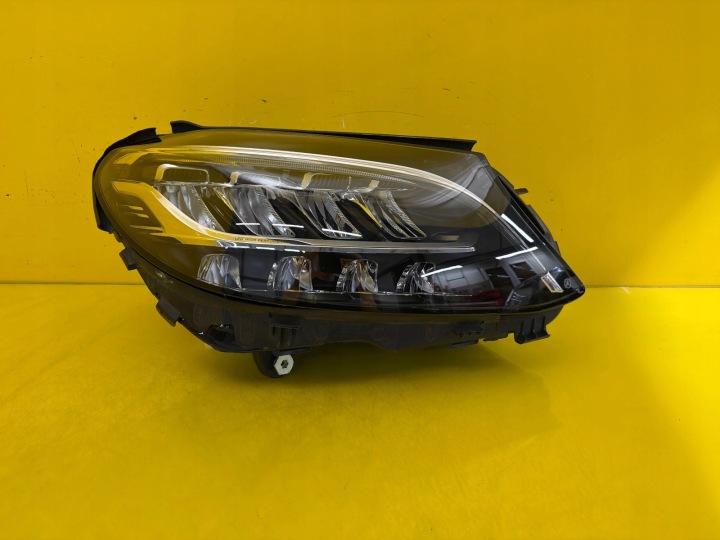 Licht rechts Mercedes C-klasa W205 Lift Full Led A2059066406