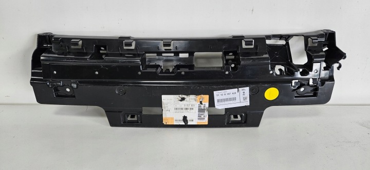 Stütze stoßstangenführung heck BMW GT F34 8057829