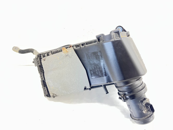 VW TOUAREG AUDI Q7 4L 3.0 TDI air filter housing 7L6129601Q