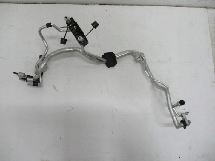 Schlauch Rohr klimaanlage JAGUAR LAND ROVER K8D2-19A834-BD