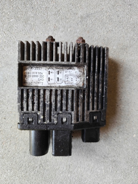 VW T5 Bedienteil modul WENTYLATOROW 1.9 2.5 3B0919506