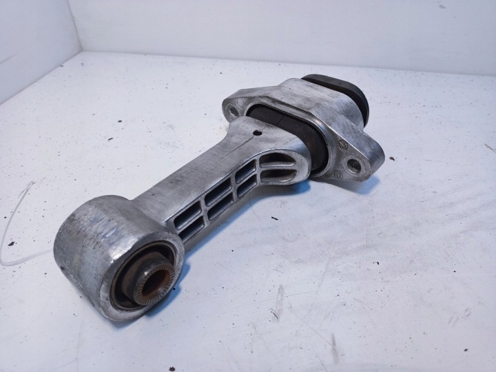 KIA CEED II I30 II holder engine mount 1,6CRDI