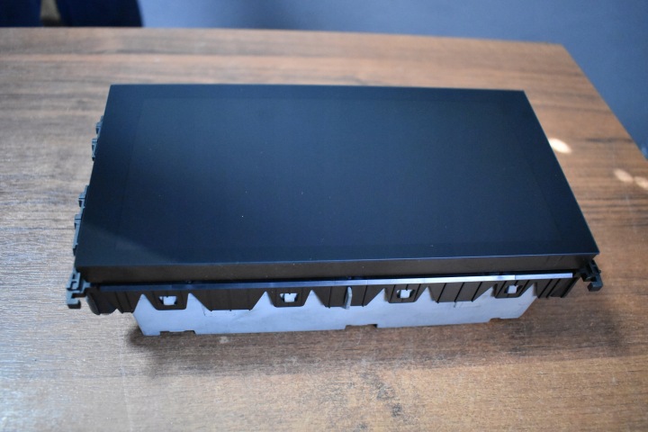 IDEALNY EKRAN display LCD AUDI A8 D5 Q7 Q8 1