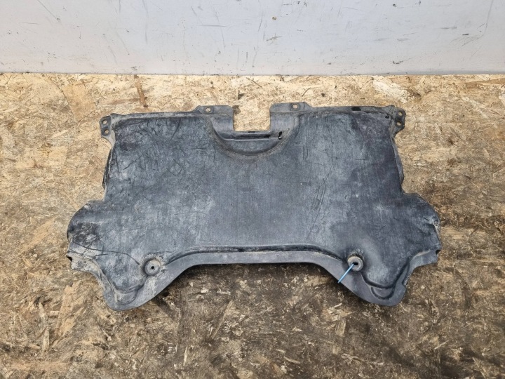 copertura GREMBIALINA sotto Motore coperchio , copertura A2045240730 MERCEDES C- KLASA W204