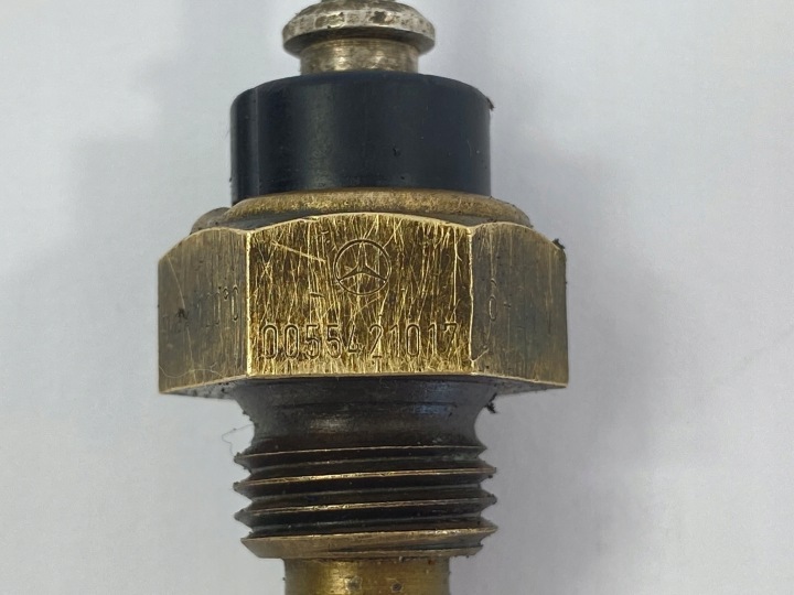 MERCEDES W126 W123 W124 W201 R107 R129 0055421017 8