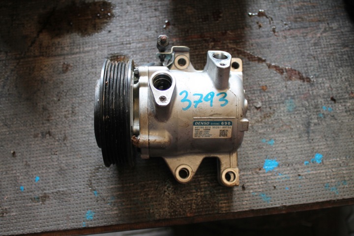 3793. Compresseur Climatisateur air conditionné SUZUKI SWIFT 447280-4270 95201-69T00