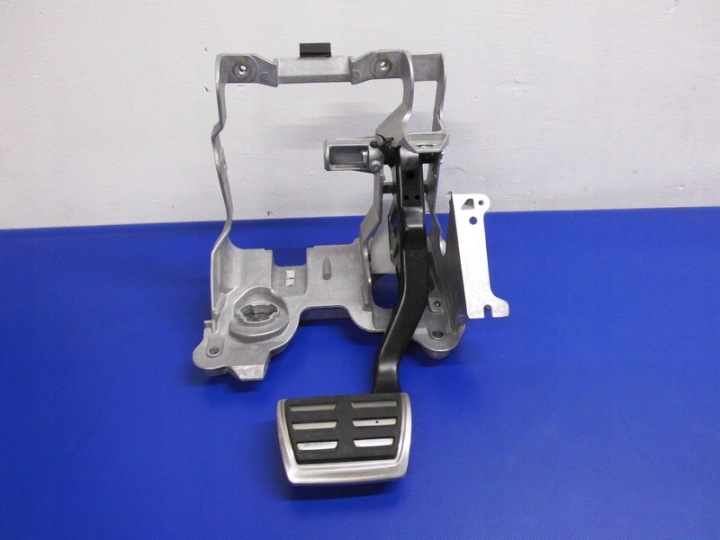 PEDAL Bremse EUROPA AUTOMAT AUDI A5 S5 8T 07-17R