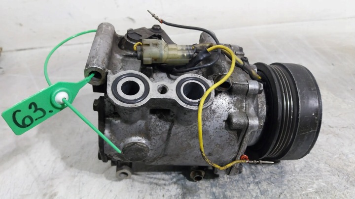 compressor compressor; of the air conditioning TRV090-3500 FORD FIESTA MK3 MK4 1.3 1.4