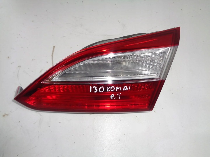 HYUNDAI I30 II KOMBI 11-17 light right rear part to the bonnet
