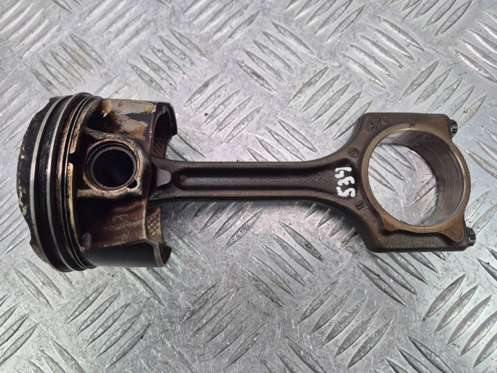 pistone con biella BMW 1 F20 F21 118i 77165 N13B16A