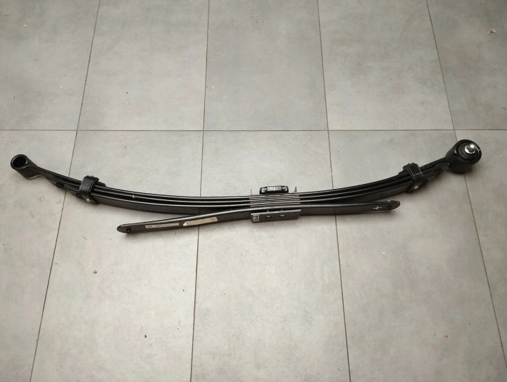 Volkswagen Amarok II 2023 RESOR heck MB3C5560ME