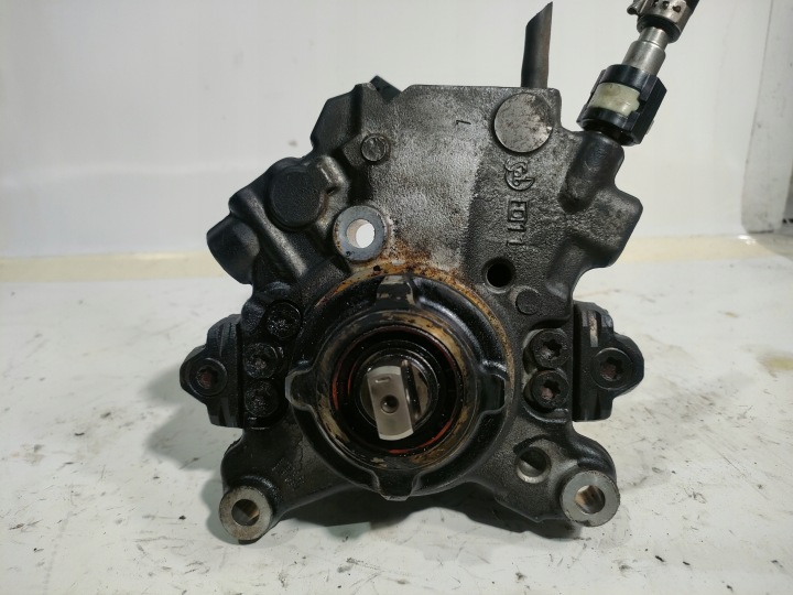 OPEL ANTARA CAPTIVA 2.0 VCDI 150KM Z20D1 Einspritzpumpe 96868903 9422A040A