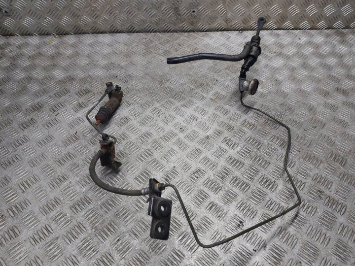 Conduit pieces tuyaux WYSPRZEGLIKA + WYSPRZEGLIK + Pompe Embrayage KIA CEED II