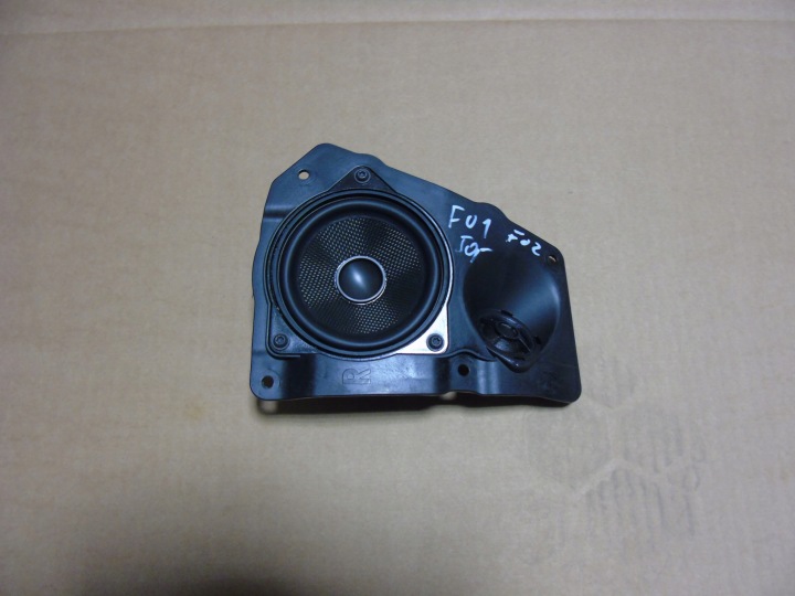 IDEALNY speaker right rear W POLKE BMW F01 F02 1