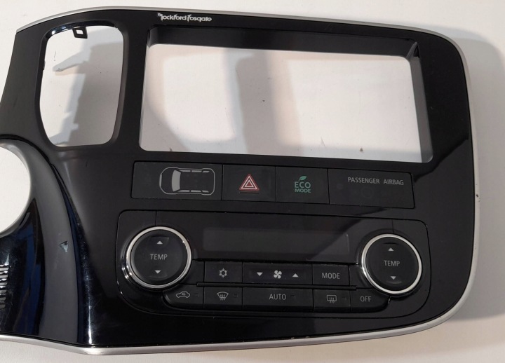 Mitsubishi Outlander III Panel a klímának 7820A995XA (P21)