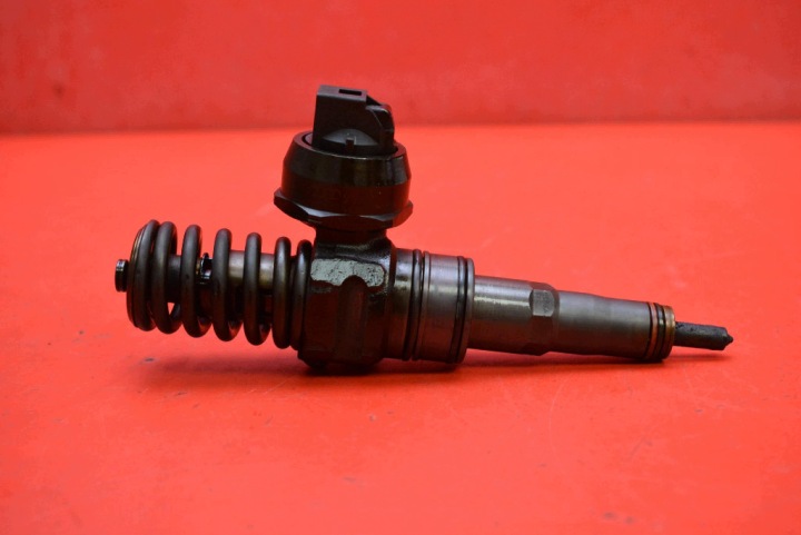 Injecteur Injecteur 038135073BN VW POLO 4 IV 9N 1.9 TDI 100 KM LIFT 05-09