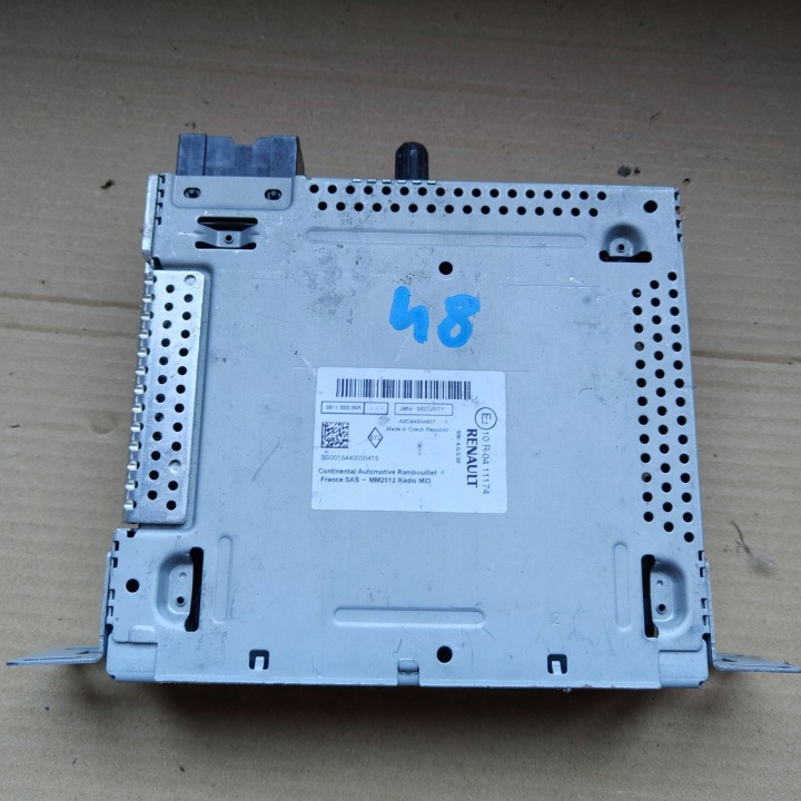Stacja multimedialna Renault Clio IV 281153335R