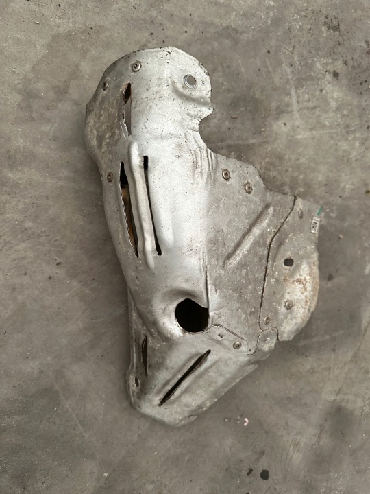 CITROEN DS7 1.6 THP Blende Abdeckung TERMICZNA