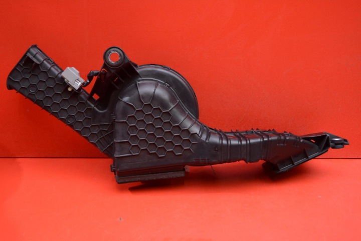 fan BATERII DG98-10C709-AA FORD MONDEO MK5 FUSION 2.0 HYBRID 187 KM