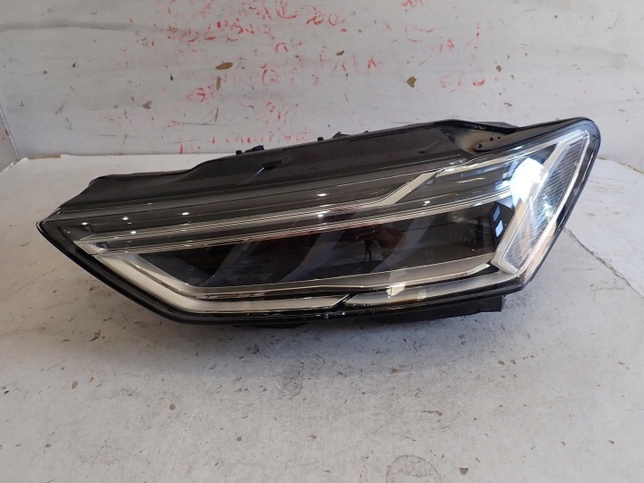 Licht vorne vorne links AUDI A7 C8 2018- FULL LED 4K8941033C