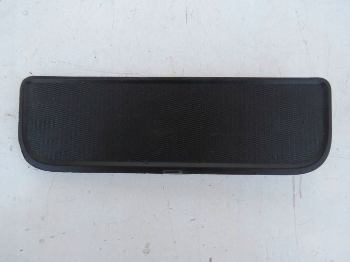 gumový WKLAD skrinky spolujazdca VOLVO V70 lll 3.2 B R6 243 KM 07-16r 30715132