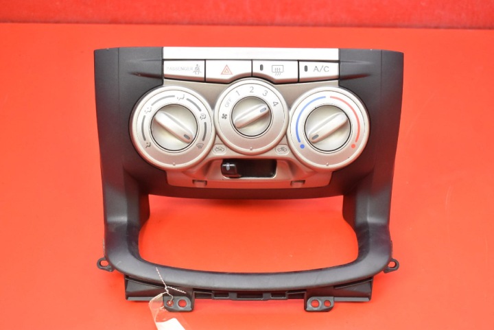 upravljačka rešetka ventilacije KLIMY DAIHATSU SIRION 2 II M300 LIFT 07-13