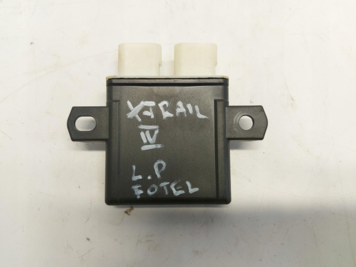 Nissan X-TRAIL T33 IV 2023r modul Bedienteil SITZ 988568774r