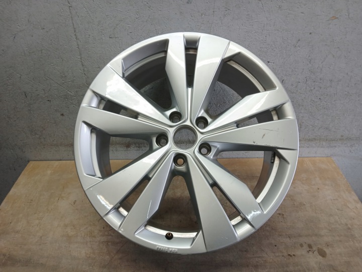 CERCHIO di alluminio VW ID4 ID 4 5X112 8J 19" ET45 11A071499