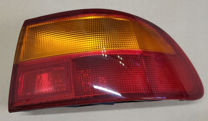 light rear part rear w fender right HONDA CIVIC V HB 3D OE STANLEY 043-1128R