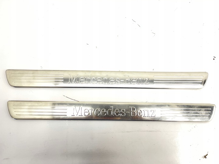 Komplet listew zewnetrznych MERCEDES-BENZ B-KLASA W246 A2466800135