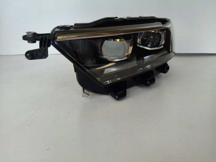of lights LEFT REFLECTOR VW T-ROC 2GA 17- FULL LED