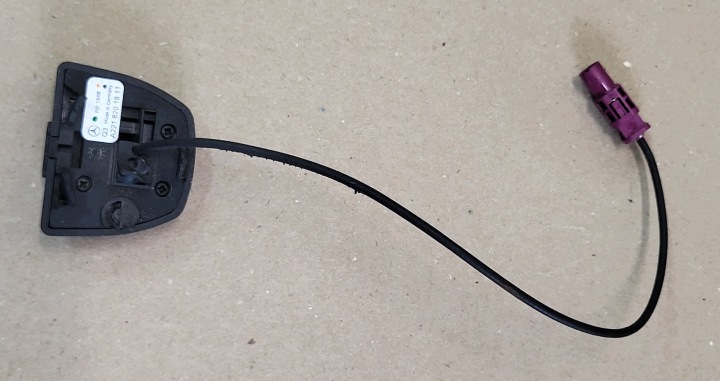 module connector BLUETOOTH TELEFONU MERCEDES ML W164 S-KL W221 A2218201811 OE
