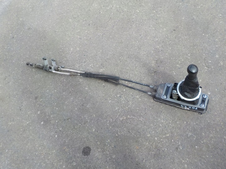 Schalthebel Schaltkulisse getriebe vw fox 1,2 6v 5Z0711090