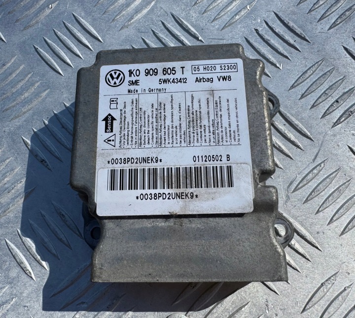 Module Unité de contrôle Airbag Airbag SKODA OCTAVIA II LIFT 1K0909605T