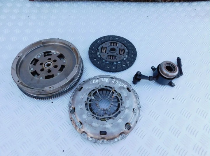 VW Crafter 2.0 dwumas Disque Complets Embrayage BARDZO DOBRY LUK 124063910