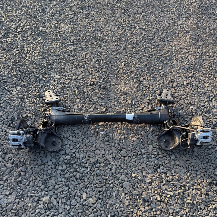 achsträger achse hinten komplett PEUGEOT 2008 II bremsscheibe