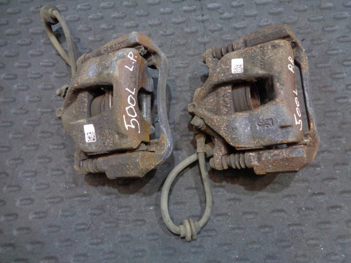 Bremssattel Bremse Sattel vorne vorne links rechts FIAT 500L 1.3 D M-JET