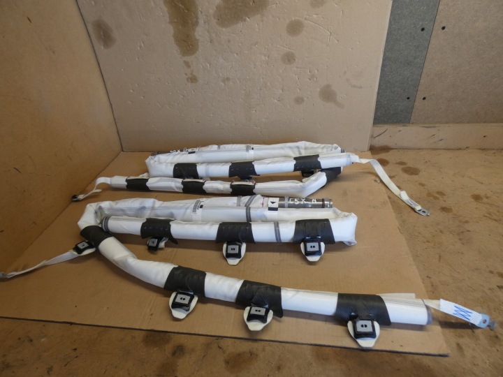9838536080 9838536280 Citroen C5 X C5X pravá ľavá strana strešný airbag airbag